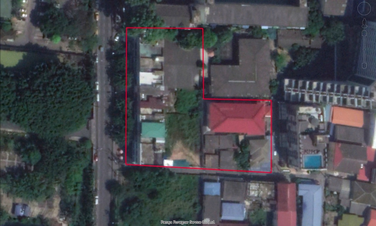 Land in Town center on 2nd road Land  For sale in Central Pattaya